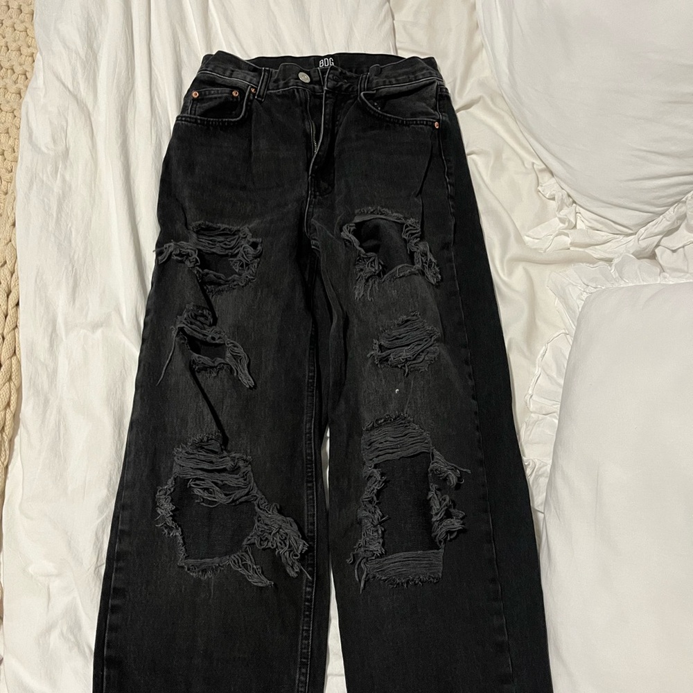 High rise baggy rip jean